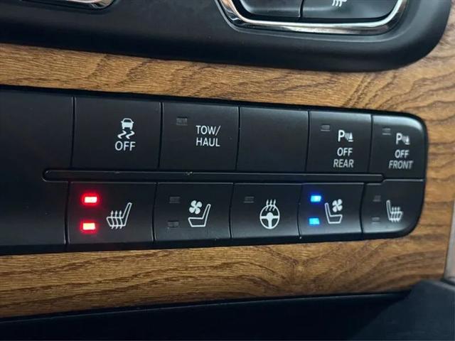 2017 Ram 1500 Longhorn Crew Cab 4x4 5'7" Box