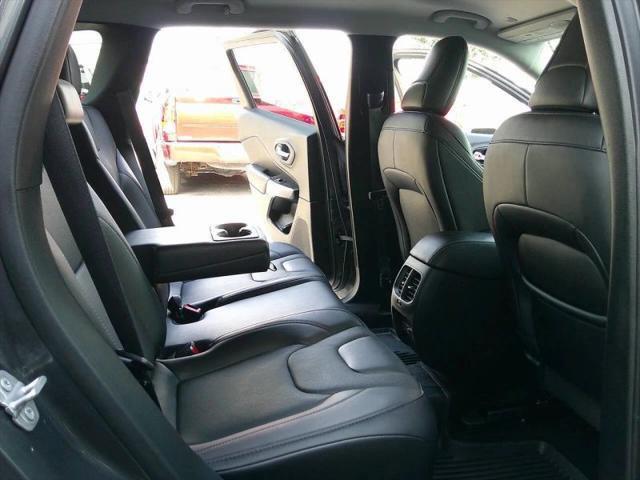 2022 Jeep Cherokee Latitude Lux 4x4