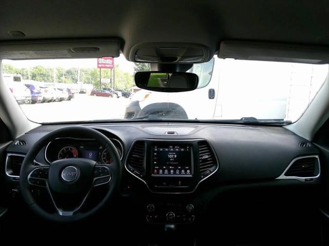 2022 Jeep Cherokee Latitude Lux 4x4