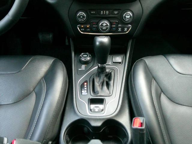 2022 Jeep Cherokee Latitude Lux 4x4
