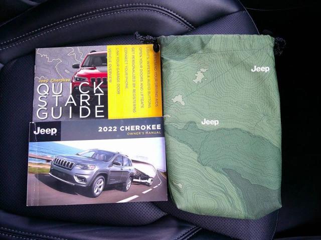 2022 Jeep Cherokee Latitude Lux 4x4