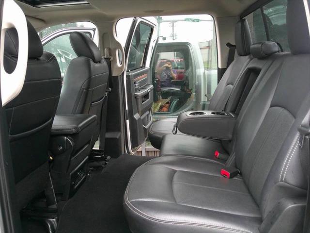 2018 Ram 1500 Laramie Crew Cab 4x4 57 Box