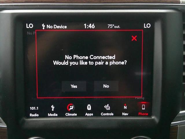 2018 Ram 1500 Laramie Crew Cab 4x4 57 Box