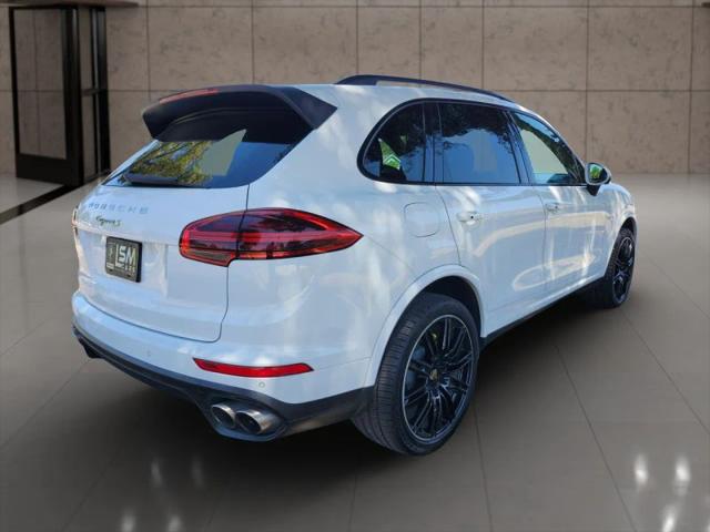 2017 Porsche Cayenne E-Hybrid S Platinum Edition