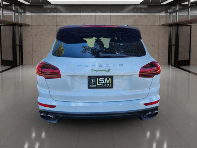 2017 Porsche Cayenne E-Hybrid S Platinum Edition