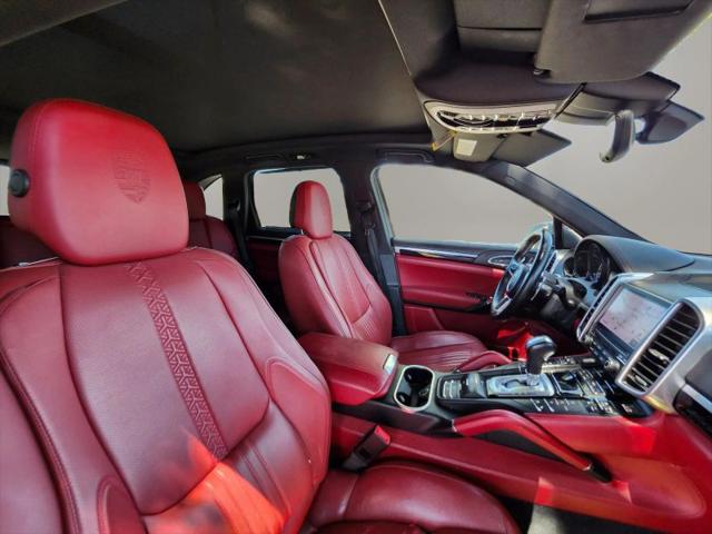2017 Porsche Cayenne E-Hybrid S Platinum Edition