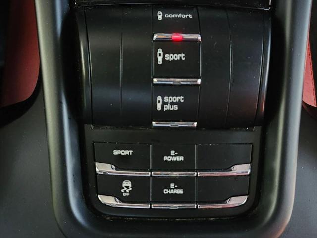 2017 Porsche Cayenne E-Hybrid S Platinum Edition