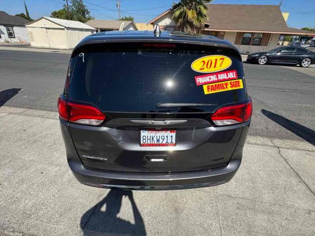 2017 Chrysler Pacifica Touring Plus