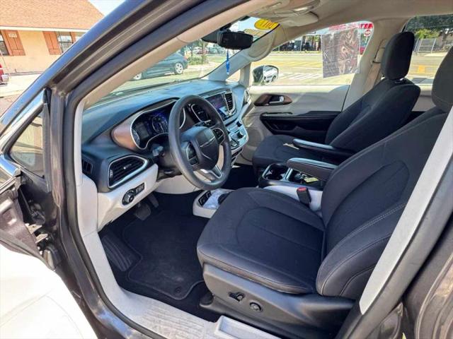 2017 Chrysler Pacifica Touring Plus