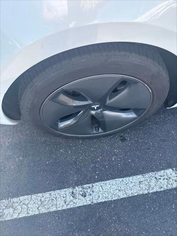 2020 Tesla Model 3 Standard Range Rear-Wheel Drive