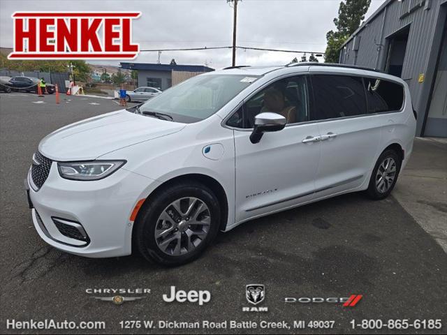 2025 Chrysler Pacifica Hybrid Pinnacle for sale in Battle Creek, MI