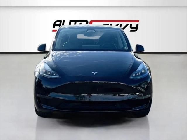 2024 Tesla Model Y Base