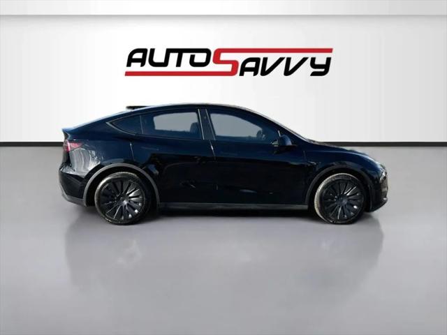 2024 Tesla Model Y Base