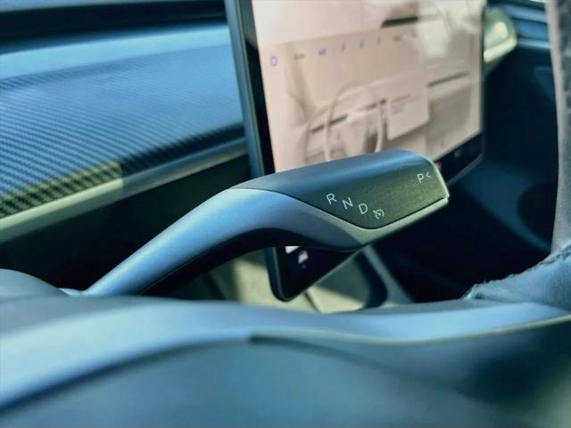 2024 Tesla Model Y Base