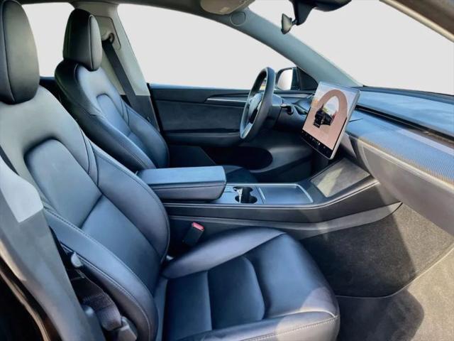 2024 Tesla Model Y Base