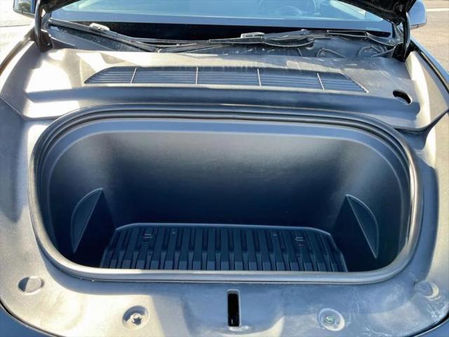 2024 Tesla Model Y Base