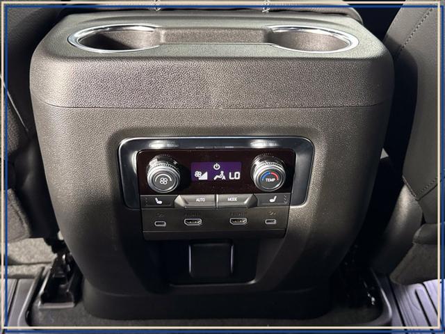 2026 GMC Yukon 4WD Denali