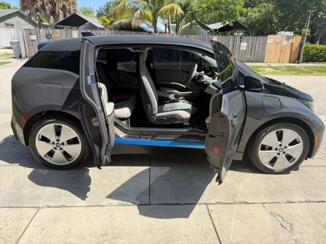 2014 BMW i3 Base w/Range Extender