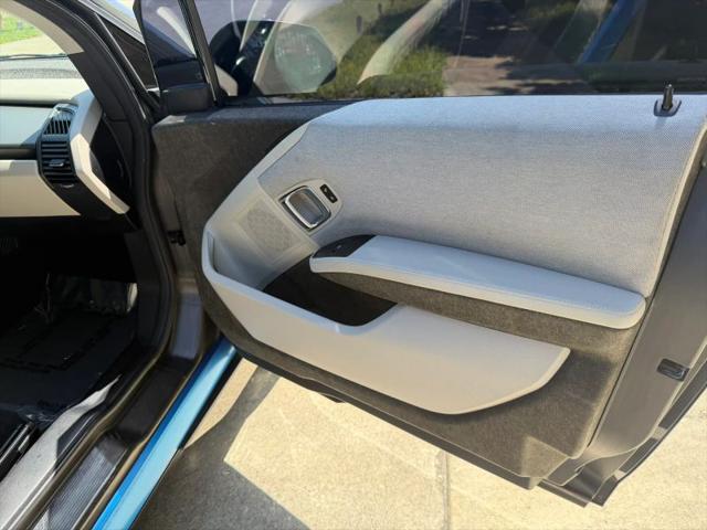 2014 BMW i3 Base w/Range Extender