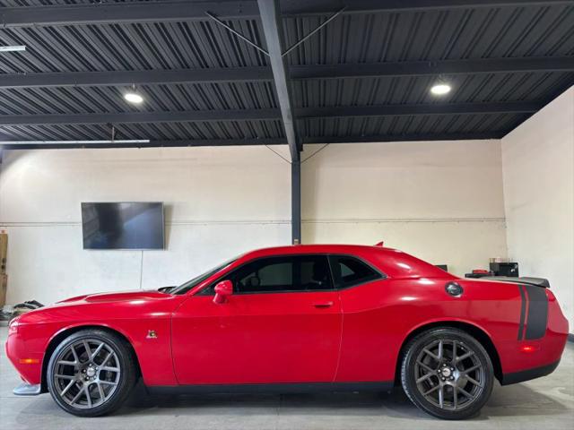 2016 Dodge Challenger R/T Scat Pack