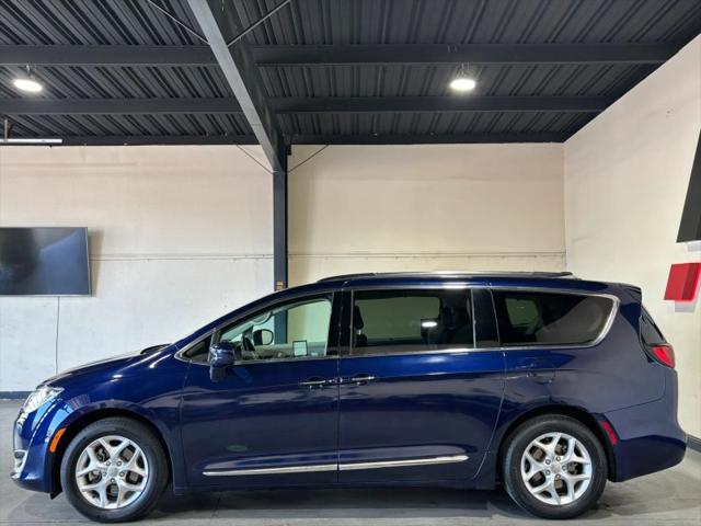 2020 Chrysler Pacifica Touring L