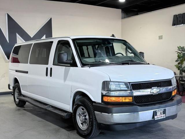 2019 Chevrolet Express LT