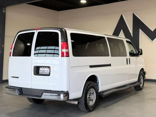 2019 Chevrolet Express LT