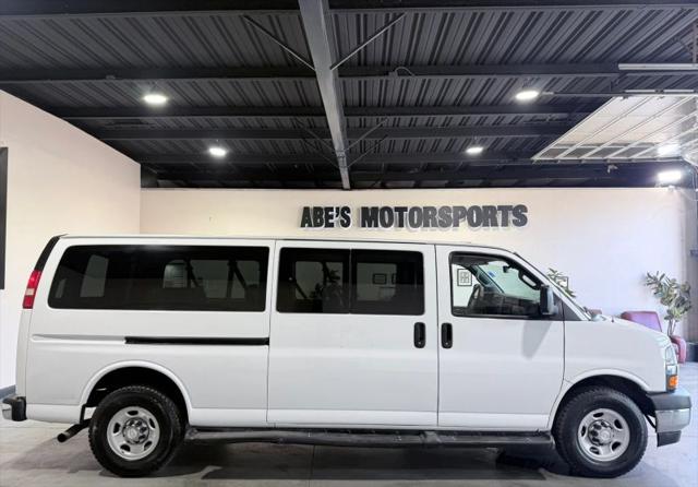 2019 Chevrolet Express LT