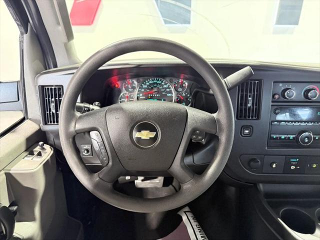 2019 Chevrolet Express LT
