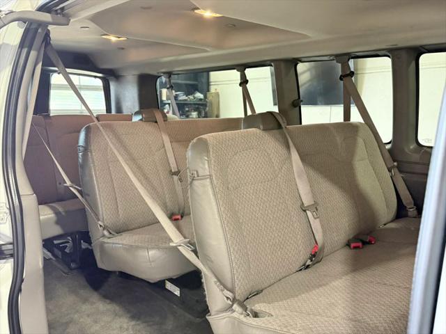 2019 Chevrolet Express LT