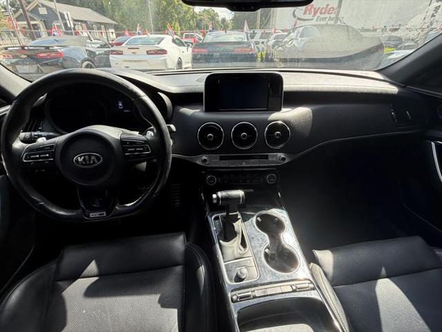 2021 Kia Stinger GT-Line