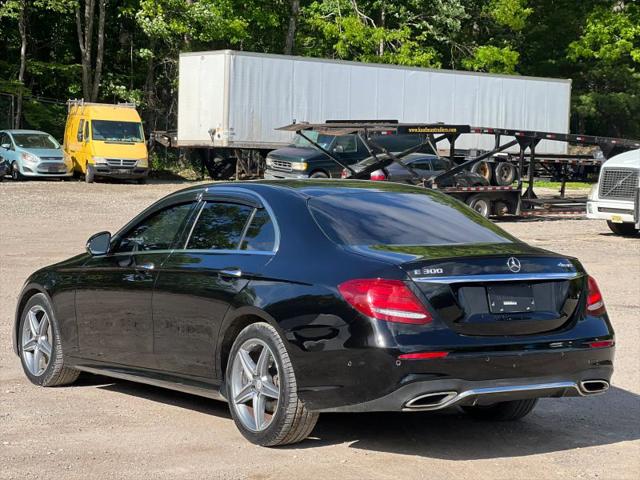 2017 Mercedes-Benz E-CLASS E 300 E 300