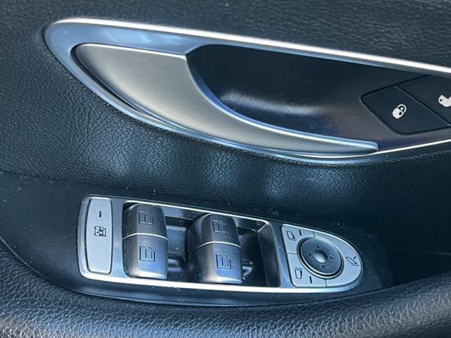 2017 Mercedes-Benz E-CLASS E 300 E 300