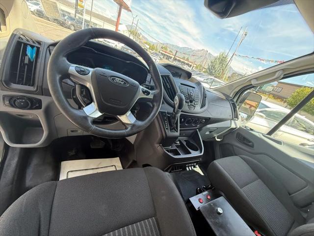 2015 Ford Transit w/60/40 Side Door w/RWB