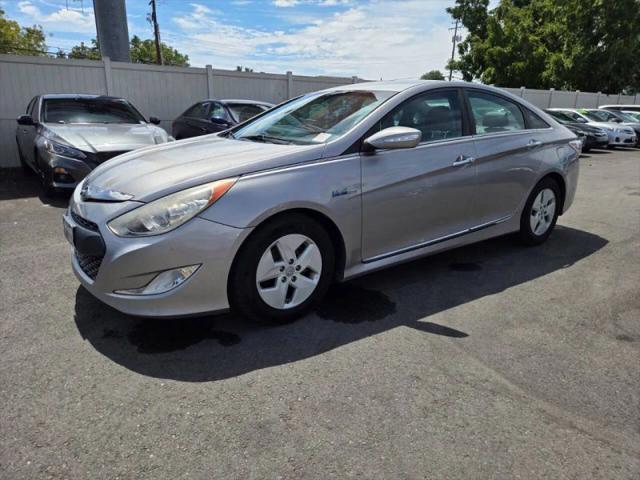 2012 Hyundai Sonata Hybrid Base for sale in Sacramento, CA