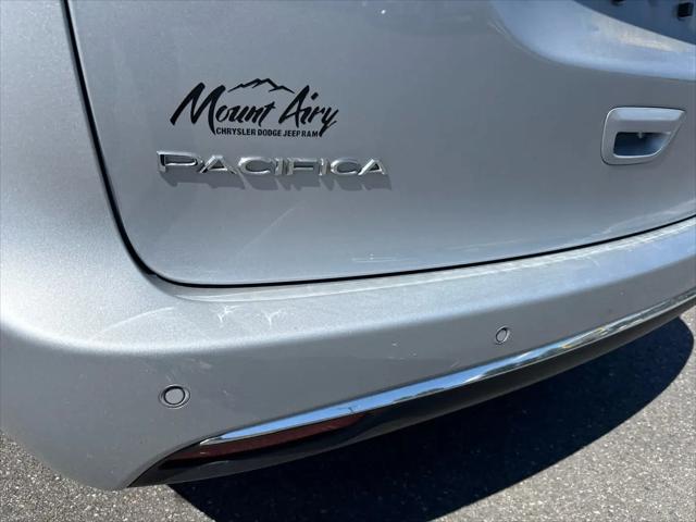 2023 Chrysler Pacifica Touring L AWD