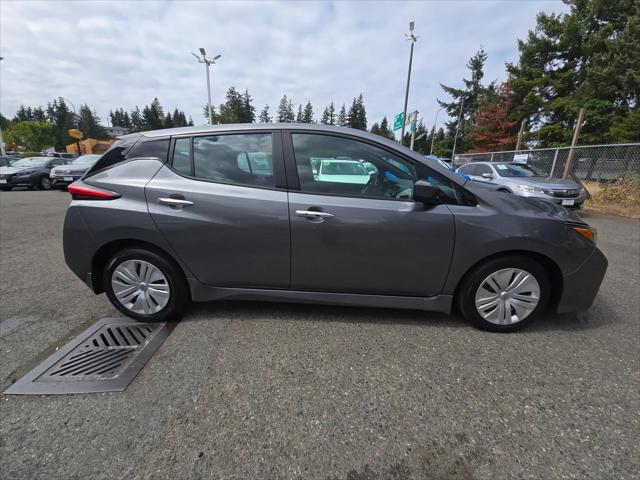 2025 Nissan LEAF S