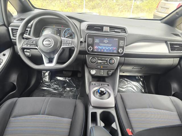 2025 Nissan LEAF S