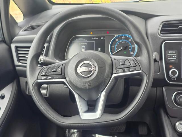 2025 Nissan LEAF S