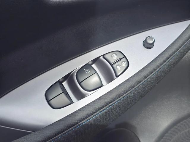 2025 Nissan LEAF S