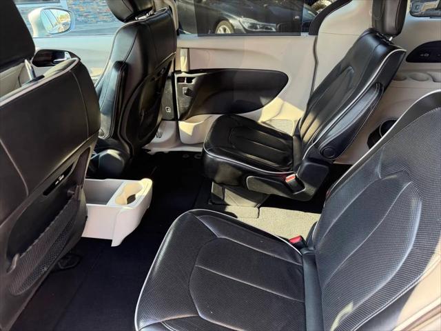 2021 Chrysler Pacifica Limited AWD