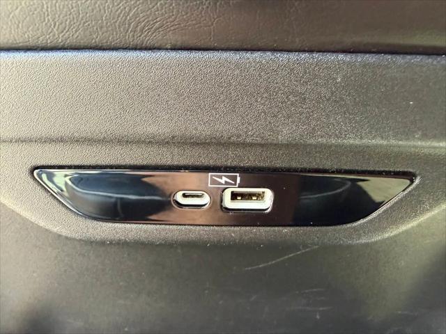 2021 Chrysler Pacifica Limited AWD