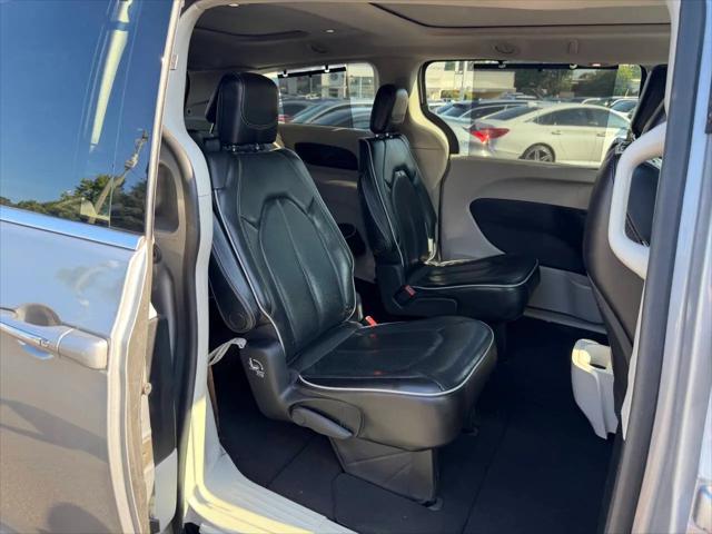 2021 Chrysler Pacifica Limited AWD