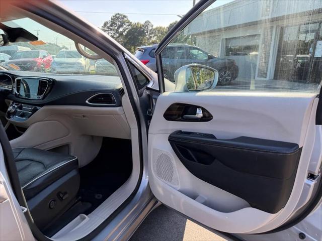 2021 Chrysler Pacifica Limited AWD
