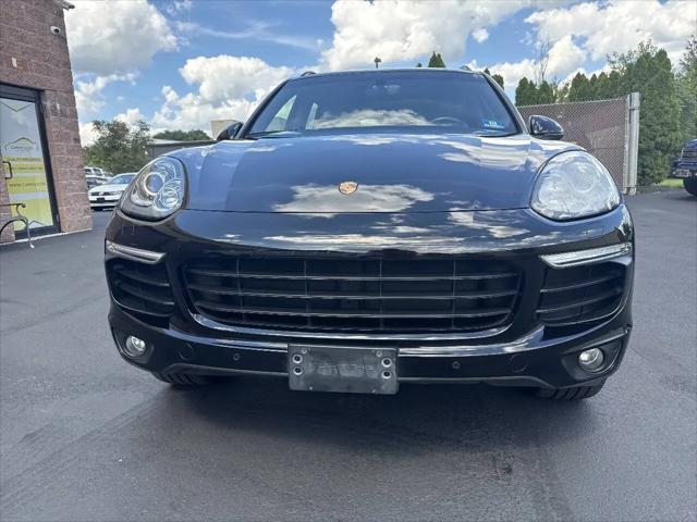 2017 Porsche Cayenne Platinum Edition