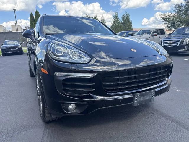 2017 Porsche Cayenne Platinum Edition