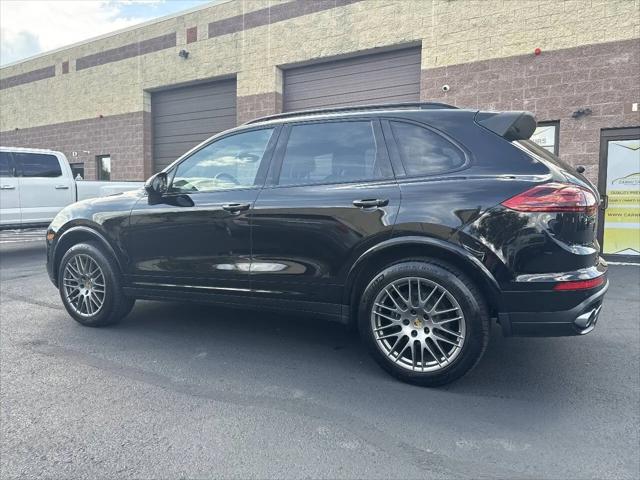 2017 Porsche Cayenne Platinum Edition