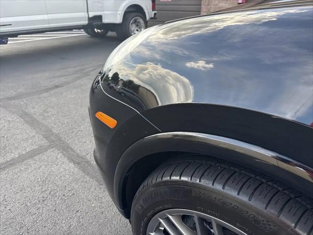 2017 Porsche Cayenne Platinum Edition