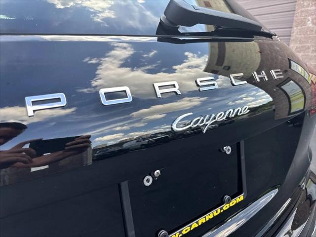 2017 Porsche Cayenne Platinum Edition