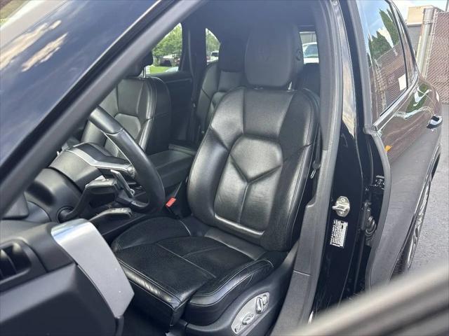 2017 Porsche Cayenne Platinum Edition